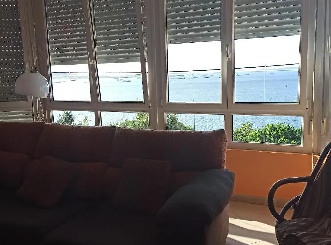 Сasa de vacaciones Casa Con Espectaculares Vistas Al Mar Escarabote